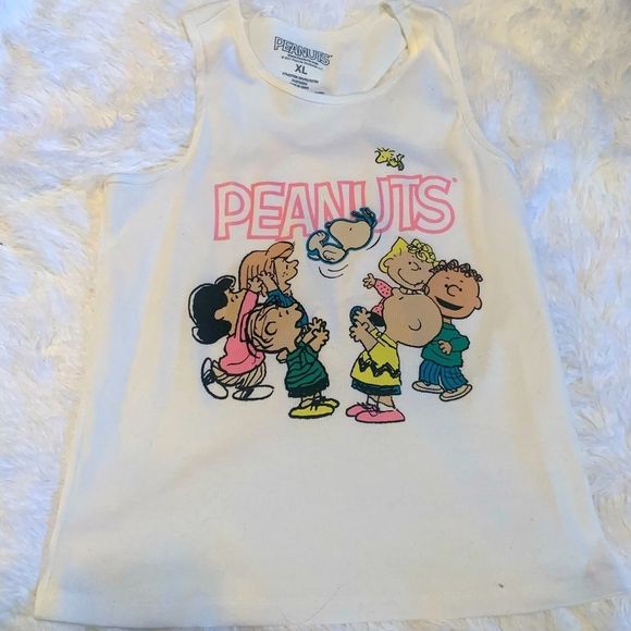 Peanuts Tops - Peanuts Snoopy Charlie Brown Juinors Tank Top Size XL